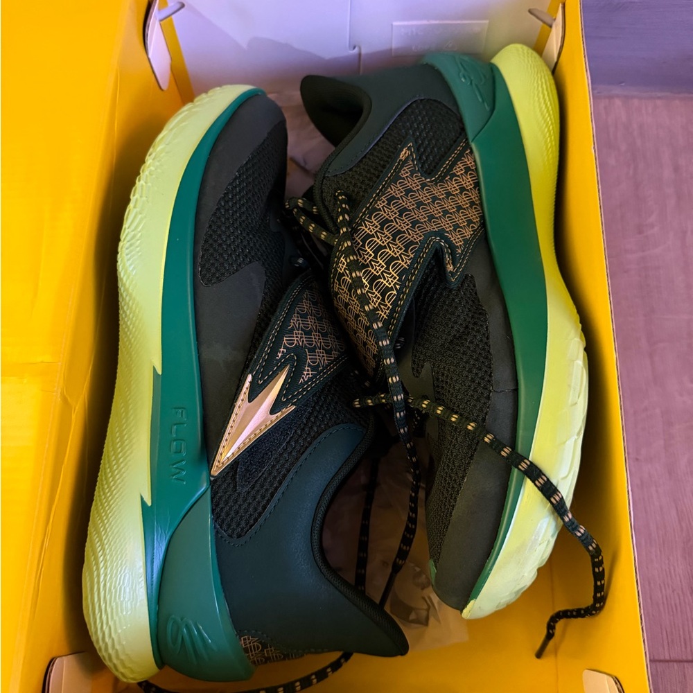 Fox Curry 1 Happy Fox Day Alt